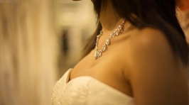 A Cancer-Stricken Mum's Dream of Having a Wedding Photoshoot Came True - Without the Groom