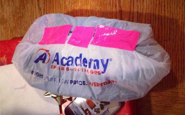Bad Gift Wrapping Examples Gift Wrapping Fails