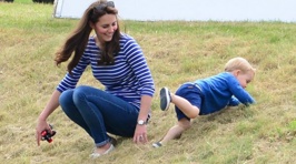 New Pics of Prince George & Kate Middleton Playing Make Us Go 'Awww'