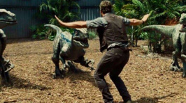 Zoo Keepers Are Hilariously Reenacting 'Jurassic World' With Real Animals