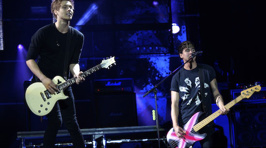 PHOTOS: 5 Seconds Of Summer Live In Auckland