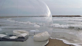 Transparent Bubble Tent Lets You Sleep Underneath the Stars