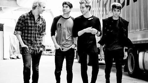 Random 5SOS Art Is Showing Up All Around The World