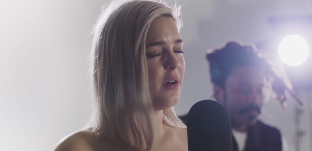 Anne Marie performs acoustic version of  'Alarm'