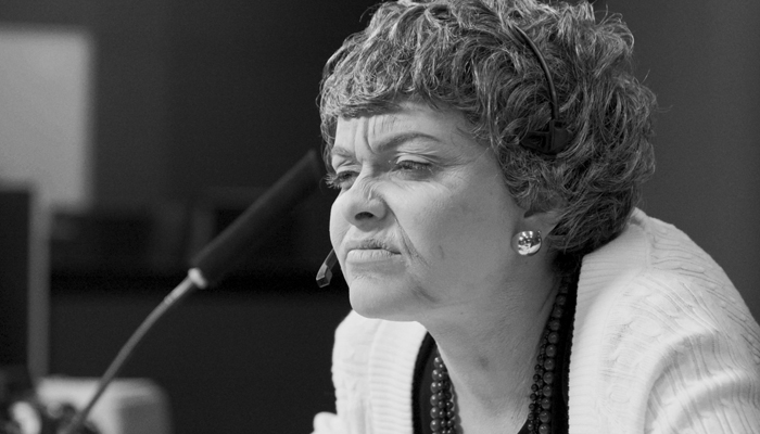 INTERN: S3 E3 - The Upside Down