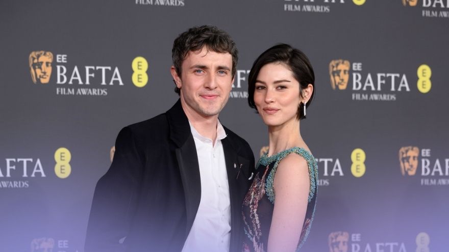 Love in London: Gracie Abrams Joins Paul Mescal