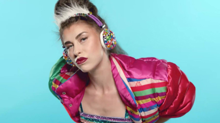 Kimbra - 90's Music