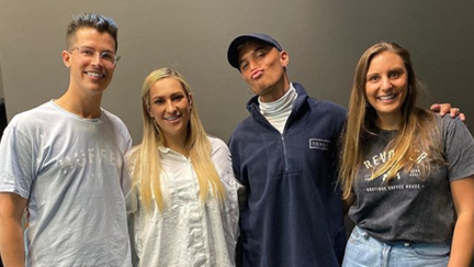 Stan Walker and Hamo Dell perform "Choose" on ZMChart