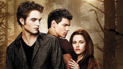 Stephanie Meyers just teased TWO more Twilight books
