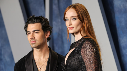 Joe Jonas' new v personal music