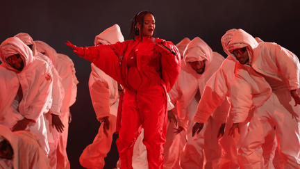 WATCH: Rihanna reveals second pregnancy during SuperBowl half-time show!
