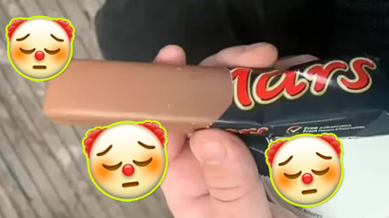 Man who found smooth Mars bar gets $4 compensation